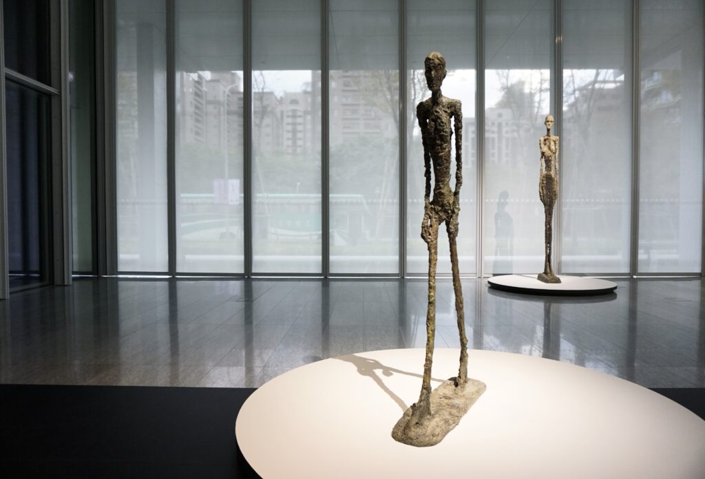 Alberto Giacometti雕塑 富邦美術館步入永恆展覽現場