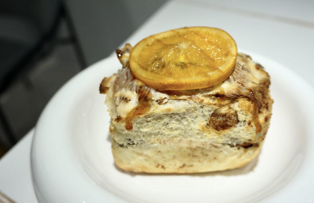 4K手作烘焙、行天宮甜點推薦、減糖奶霜、行天宮下午茶 橙香肉桂捲