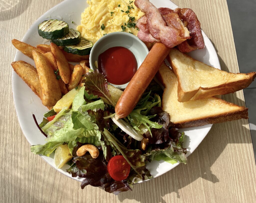 蠻荒咖啡早午餐｜豐盛大餐盤