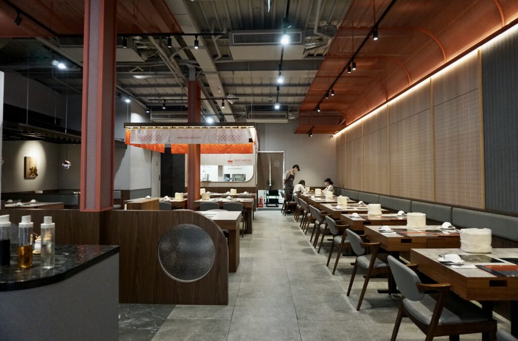 很秋鍋物用餐環境|台中舒適寬敞火鍋餐廳