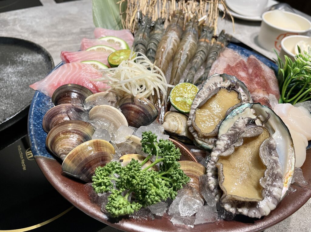 很秋鍋物海鮮拼盤|台中質感火鍋推薦